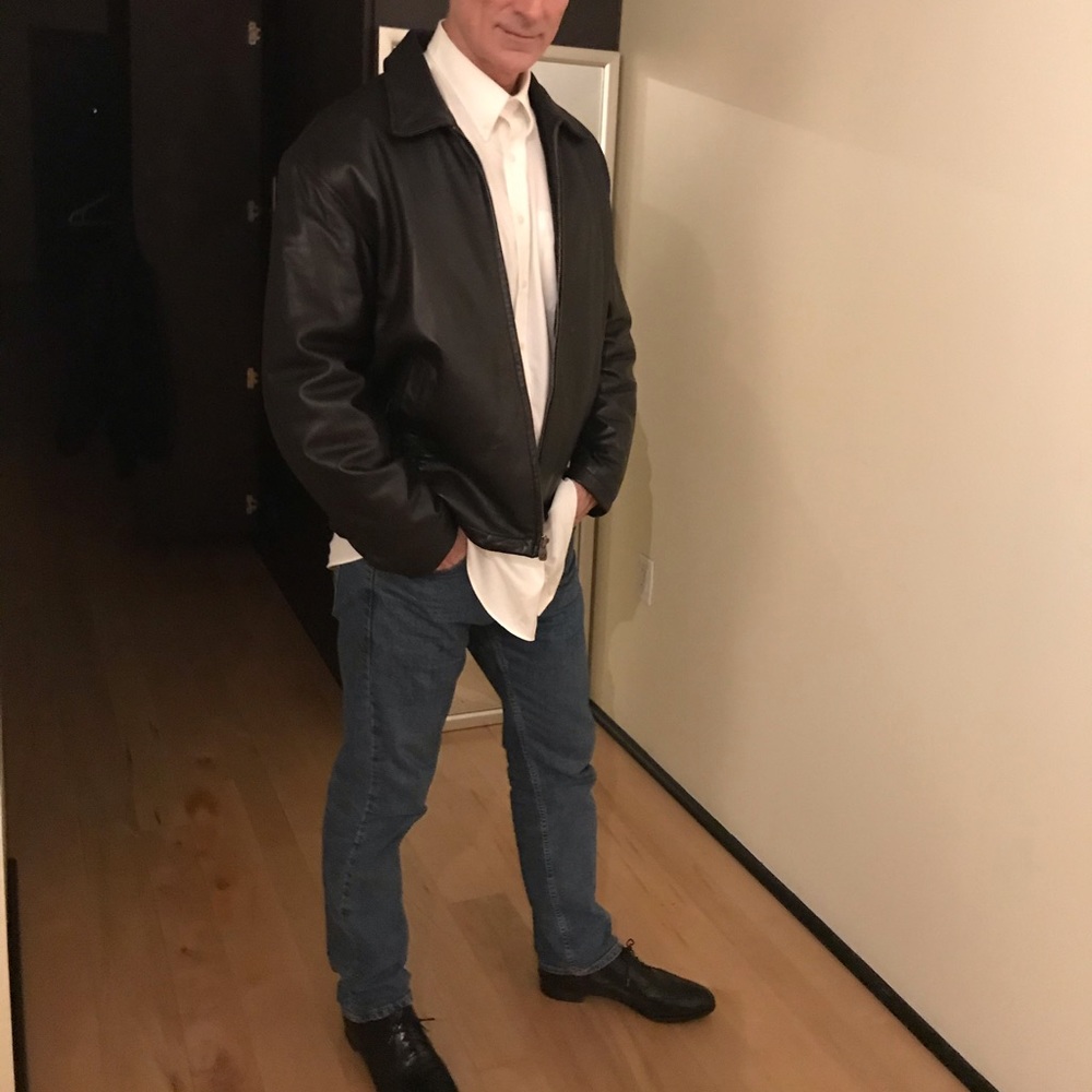 Andrew Marc for Warren Miller leather jacket L